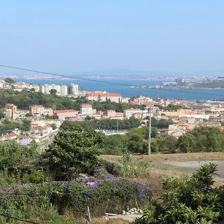 Apartment Brand New In Nature Lisbon