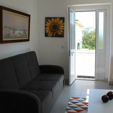 Brand New In Nature Apartment